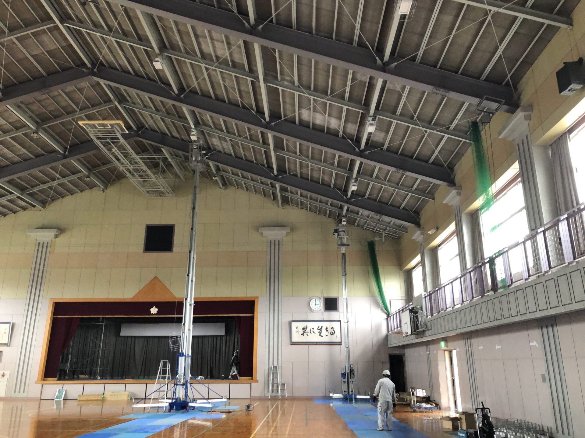茨城県中学校体育館LED化工事